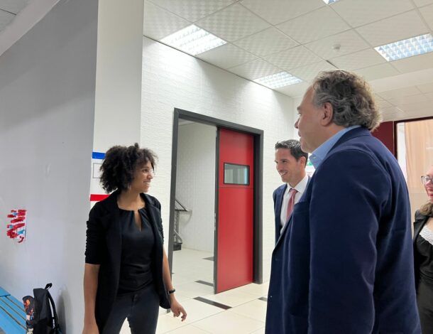 Luc Chatel en visite à l'EFI Tirana