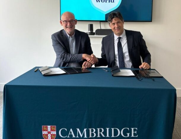 Odyssey Education et Cambridge International Education officialisent leur partenariat stratégique
